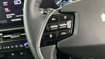 Kia Niro 64.8kWh 4 (201 bhp) - HEATED SEATS - HEATED STEERING - BLIND SPO