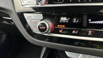 BMW iX3 80kWh Premier Edition (286 ps) - LEATHER - NAV - HEATED SEATS