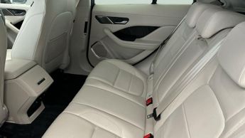 Jaguar I-PACE 400 90kWh HSE 4WD (400 ps) - MERIDIAN AUDIO - NAV - WIFI