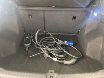 Audi Q4 E-tron 35 S line 55kWh (170 ps) - LANE DEPARTURE  - BLUETOOTH - CRUISE