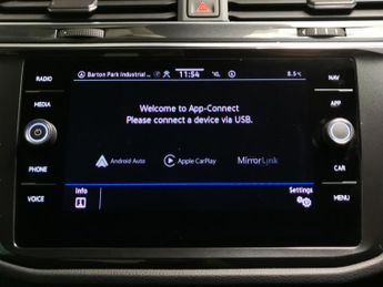 Volkswagen Tiguan 2.0 TDI Life DSG (150 ps) - NAV - BLUETOOTH - PARK SENSORS