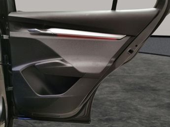 Skoda Enyaq 62kWh 60 (DC120kW) (179 ps) - WIFI - BLUETOOTH - CRUISE