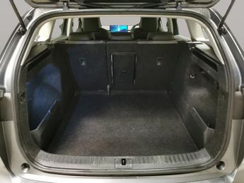 Skoda Enyaq 62kWh 60 (DC120kW) (179 ps) - WIFI - BLUETOOTH - CRUISE