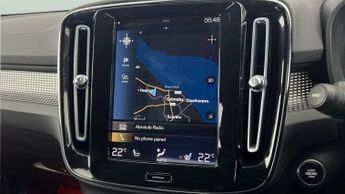 Volvo XC40 1.5h T5 Twin Engine Recharge 10.7kWh R-Design Pro Plug-in (262 p