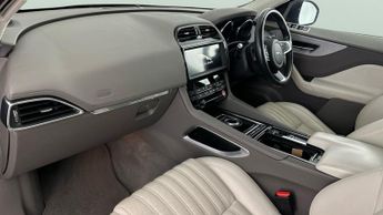 Jaguar F-PACE 2.0 D180 Portfolio AWD (180 ps) - BLUETOOTH - PADDLE SHIFT