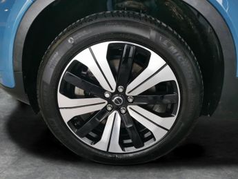 Volvo C40 Recharge 69kWh Plus (231 ps) - CARPLAY - KEYLESS ENTRY - PARK AS