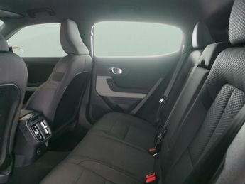 Polestar Polestar 2 Single Motor 69kWh Standard Range Fastback FWD (231 ps) - NAV