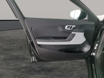 Polestar Polestar 2 Single Motor 69kWh Standard Range Fastback FWD (231 ps) - NAV