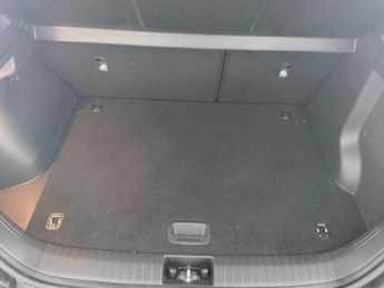 Hyundai Kona 64kWh Premium (10.5kW Charger) (204 ps) - NAV - HEATED SEATS