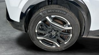 Peugeot E-3008 73kWh GT (210 ps) - LANE DEPARTURE  - BLUETOOTH - SPEED LIMIT RE