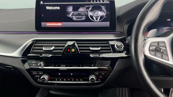 BMW 5 Series 2.0 520d MHT M Sport Touring Steptronic (190 ps) - PERFORMANCE C