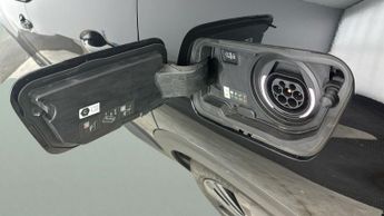 Peugeot 3008 1.6 13.2kWh GT Plug-in e-EAT 4WD (300 ps) - BLUETOOTH - SPEED LI