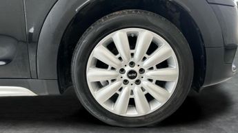 Mini Countryman 1.5 Cooper (136 ps) - AUTO HEADLIGHTS - DAB - PRIVACY GLASS