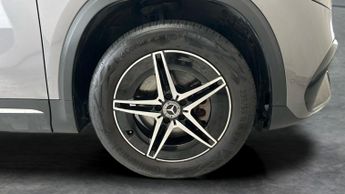 Mercedes-Benz EQA EQA 250 66.5kWh AMG Line (190 ps) - MIRROR PACKAGE - PADDLE SHIF