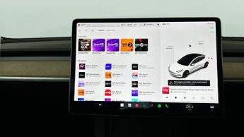 Tesla Model 3 (Dual Motor) Long Range 4WDE (346 ps) - LED - REVERSE CAM - NAV