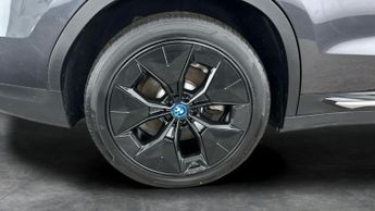 BMW iX3 80kWh Premier Edition (286 ps) - LEATHER - NAV - HEATED SEATS