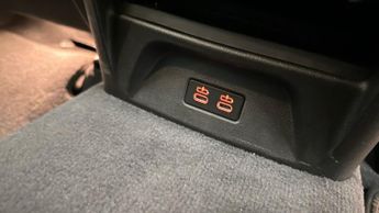 BMW iX3 80kWh Premier Edition (286 ps) - LEATHER - NAV - HEATED SEATS