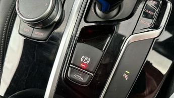 BMW iX3 80kWh Premier Edition (286 ps) - LEATHER - NAV - HEATED SEATS