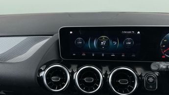 Mercedes-Benz B Class 1.3 B200 AMG Line (Executive) 7G-DCT (163 ps) - MIRROR PACKAGE