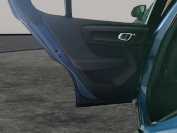 Volvo C40 Recharge 69kWh Plus (231 ps) - CARPLAY - KEYLESS ENTRY - PARK AS