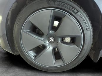 Tesla Model 3 (Dual Motor) Long Range 4WDE (346 ps) - PARK ASSIST - LED - REVE