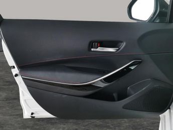 Toyota Corolla 1.8 VVT-h Excel CVT (122 ps) - PARK ASSIST - LED - REVERSE CAM