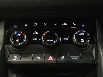 Skoda Kodiaq 2.0 TDI SportLine DSG 4WD (7 Seat) (150 ps) - LED - SMARTLINK - 