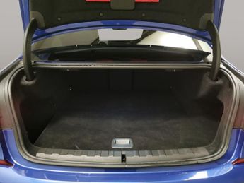 BMW 3 Series 2.0 330e 12kWh M Sport Plug-in (292 ps) - LED - NAV - HEATED SEA