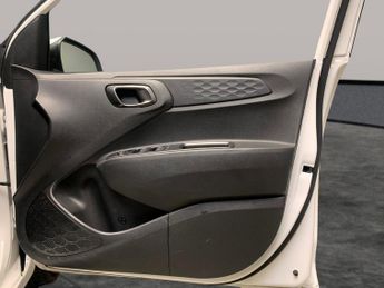 Hyundai i10 1.0 Advance (67 ps) - BLUETOOTH - CRUISE - AIR CON