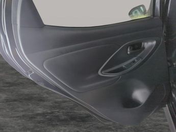 Toyota Yaris 1.5 VVT-h Excel E-CVT (116 ps) - BLIND SPOT ASSIST - LANE TRACE 