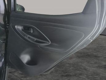 Toyota Yaris 1.5 VVT-h Excel E-CVT (116 ps) - BLIND SPOT ASSIST - LANE TRACE 