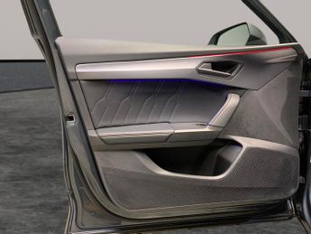 Cupra Formentor 1.4 eHybrid 12.8kWh V2 Plug-in DSG (204 ps) - LED - REVERSE CAM 