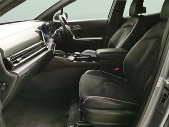 Kia Sportage 1.6 h T-GDi GT-Line (226 bhp) - LANE DEPARTURE  - LANE FOLLOWING