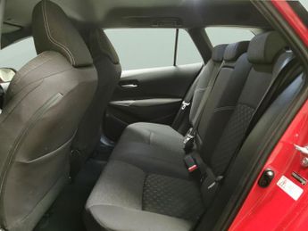 Toyota Corolla 1.8 VVT-h Icon Touring Sports CVT (140 ps) - HEATED SEATS