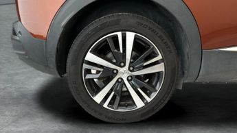 Peugeot 3008 1.5 BlueHDi Allure EAT (130 ps) - BLUETOOTH - PARK SENSORS