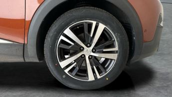 Peugeot 3008 1.5 BlueHDi Allure EAT (130 ps) - BLUETOOTH - PARK SENSORS