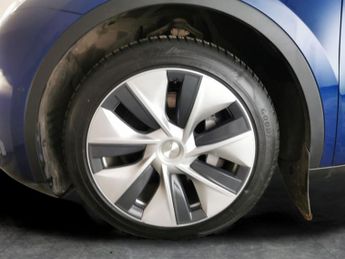 Tesla Model Y (Dual Motor) Long Range 4WDE (384 bhp) - REVERSE CAM - NAV - LEA