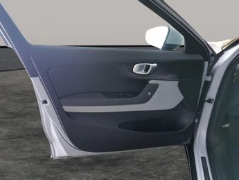 Polestar Polestar 2 Single Motor 69kWh Standard Range Fastback FWD (231 ps) - NAV