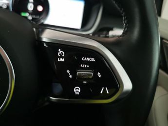 Jaguar I-PACE 400 90kWh SE 4WD (400 ps) - LED - REVERSE CAM - MERIDIAN AUDIO