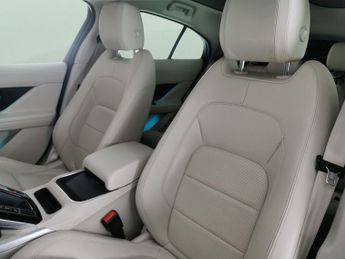 Jaguar I-PACE 400 90kWh SE 4WD (400 ps) - LED - REVERSE CAM - MERIDIAN AUDIO
