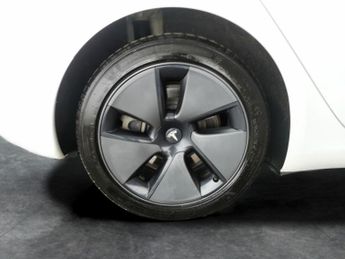 Tesla Model 3 Saloon RWD (241 bhp) - PARK ASSIST - LED - REVERSE CAM