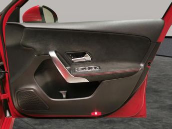 Mercedes-Benz A Class 1.3 A200 AMG Line 7G-DCT (163 ps) - HEATED LEATHER - COMFORT PAC