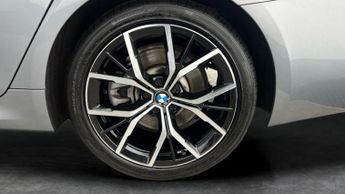 BMW 5 Series 2.0 520d MHT M Sport Touring Steptronic (190 ps) - PERFORMANCE C