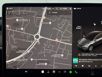 Tesla Model Y SUV RWD (346 ps) - REVERSE CAM - NAV - LEATHER