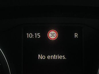 Volkswagen Passat 1.5 TSI EVO R-Line DSG (150 ps) - LED - HEATED LEATHER - WIFI