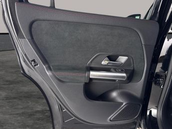 Mercedes-Benz EQA EQA 250+ 70.5kWh AMG Line (190 ps) - HEATED SEATS - NAV - MIRROR