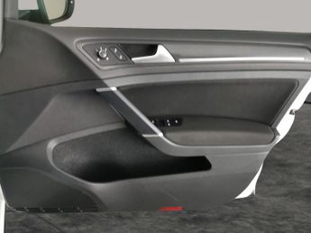 Volkswagen Golf 2.0 TDI GTD DSG (184 ps) - ACTIVE LANE ASSIST - KEYLESS ENTRY - 