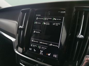 Volvo V90 2.0 T4 GPF Momentum (190 ps) - SENSUS SAT NAV - KEYLESS ENTRY - 