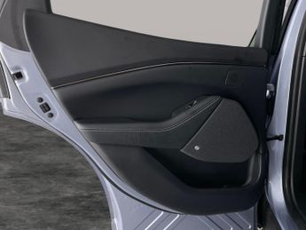 Ford Mustang Mach-e Extended Range 91kWh Automatic (294 ps) - B&O AUDIO - KEYLESS EN