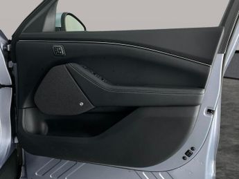 Ford Mustang Mach-e Extended Range 91kWh Automatic (294 ps) - B&O AUDIO - KEYLESS EN